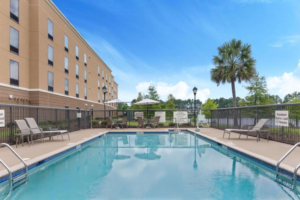 Hampton Inn & Suites Savannah-Airport Eksteriør billede